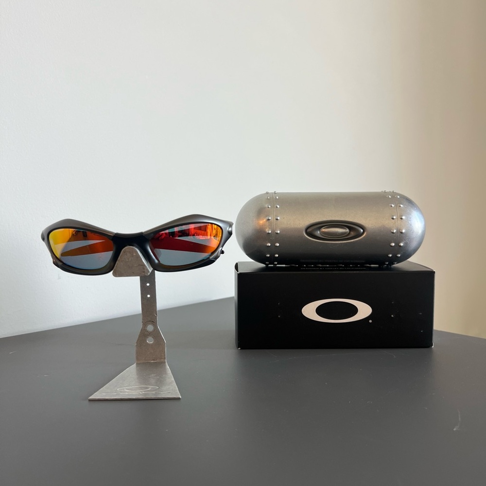 Oakley Splice Metal Polarized Sunglasses with Silver Case